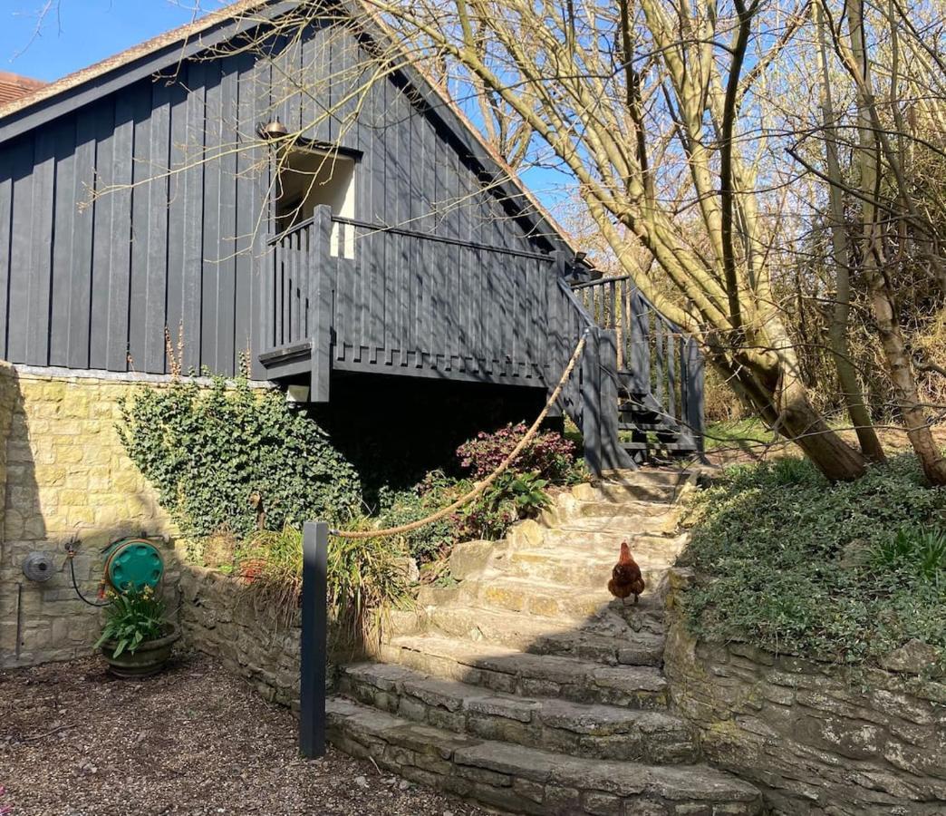 Larkham Loft Teffont Magna Exterior foto